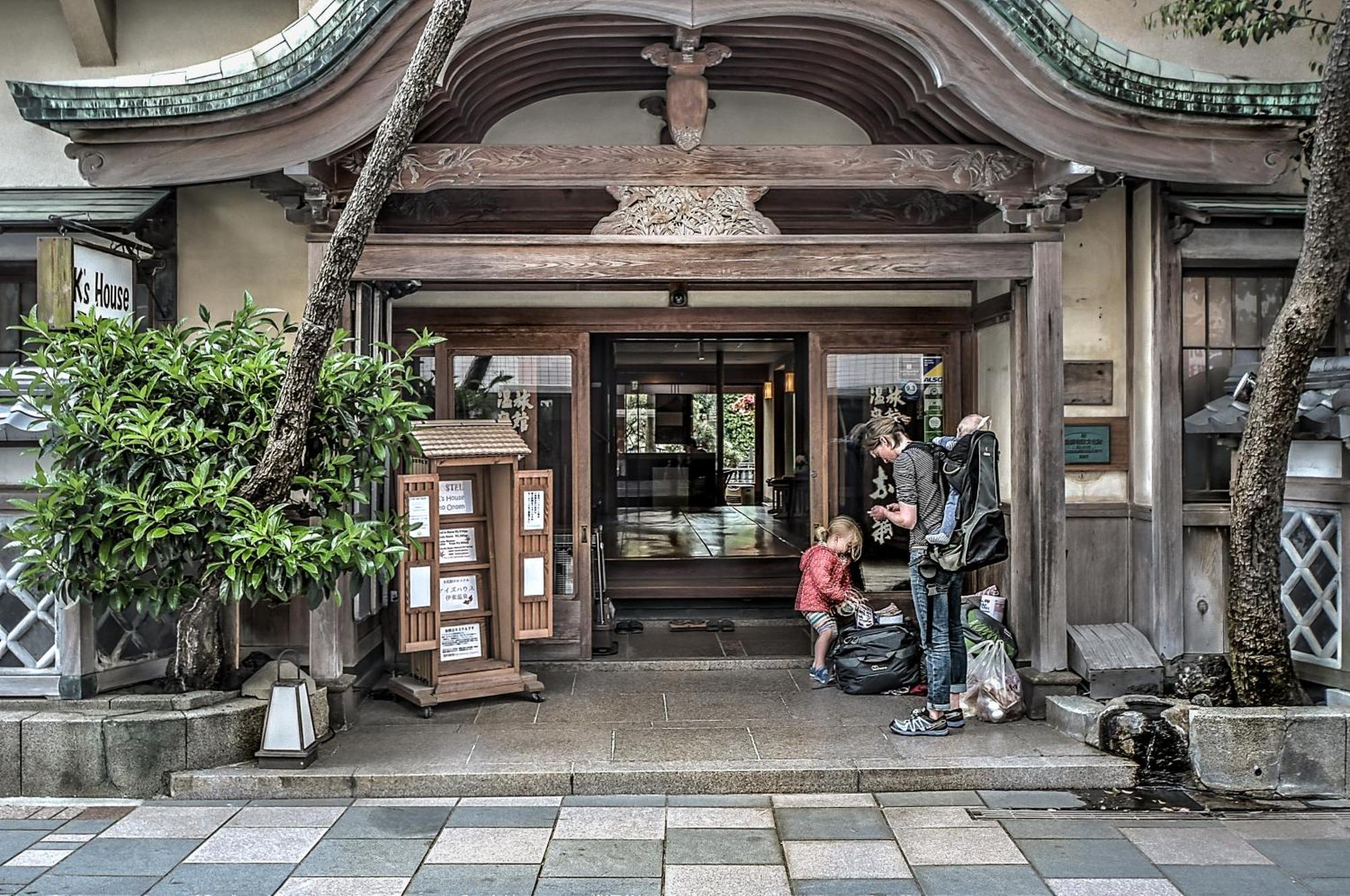 K'S House Ito Onsen - Historical Ryokan Hostel Buitenkant foto