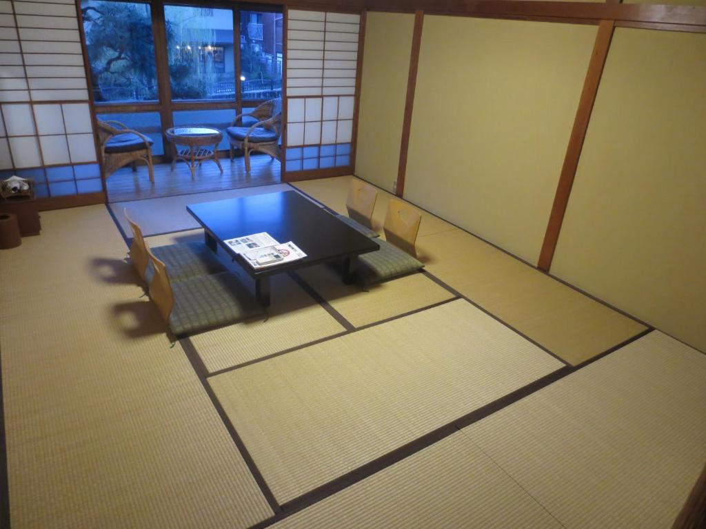 K'S House Ito Onsen - Historical Ryokan Hostel Buitenkant foto