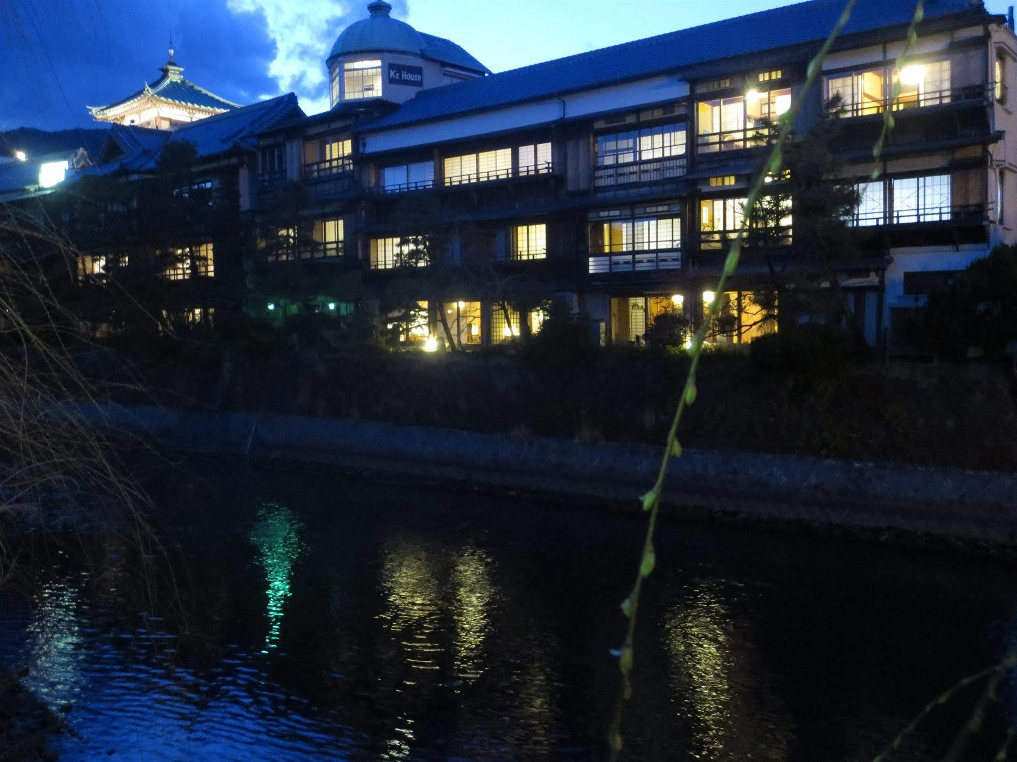 K'S House Ito Onsen - Historical Ryokan Hostel Buitenkant foto